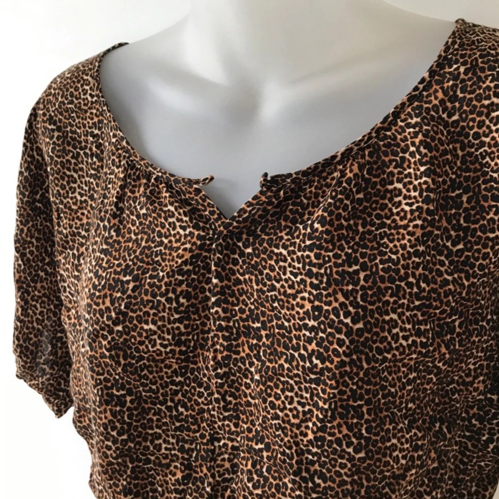 Express Leopard Print Top - Picture 3 of 4